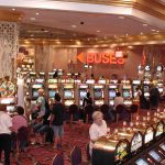1200px-Casino_slots