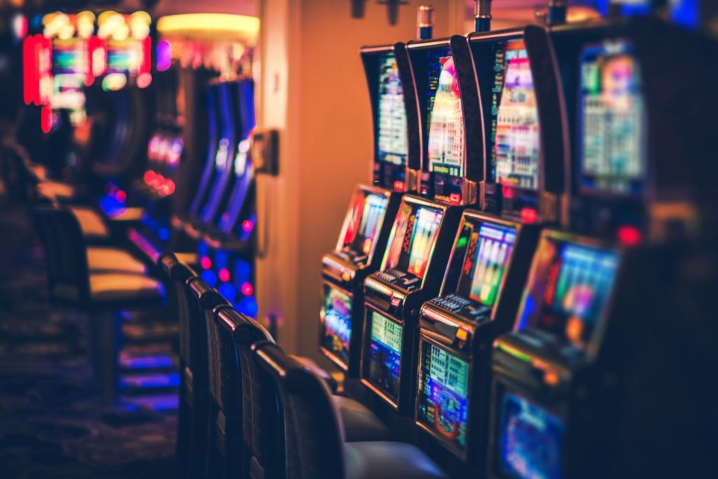 How to play slot games